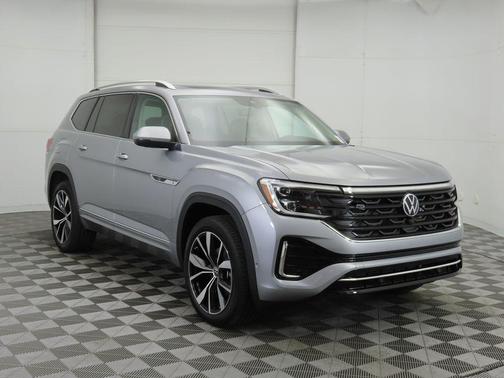 2025 Volkswagen Atlas 2.0T SEL Premium R-Line 4MOTION
