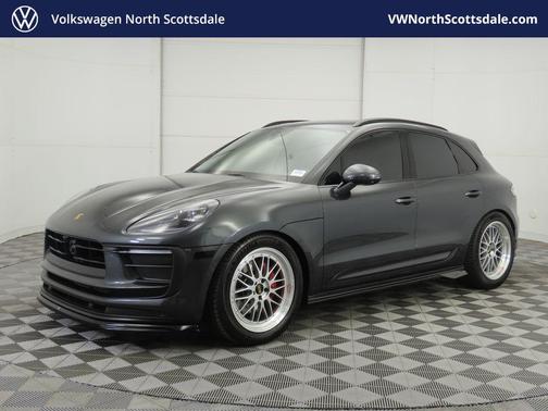 2024 Porsche Macan Base