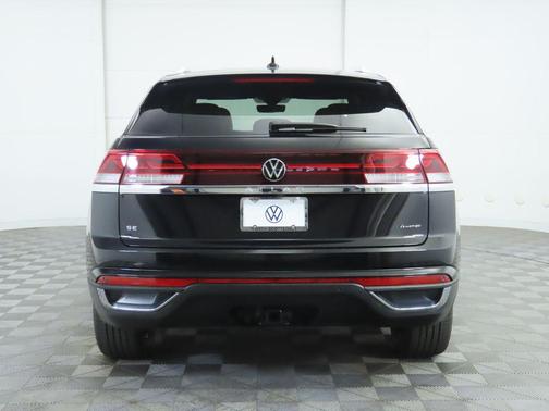2026 Volkswagen Atlas Cross Sport 2.0T SE w/Technology 4MOTION