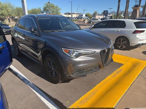 2020 Alfa Romeo Stelvio Base