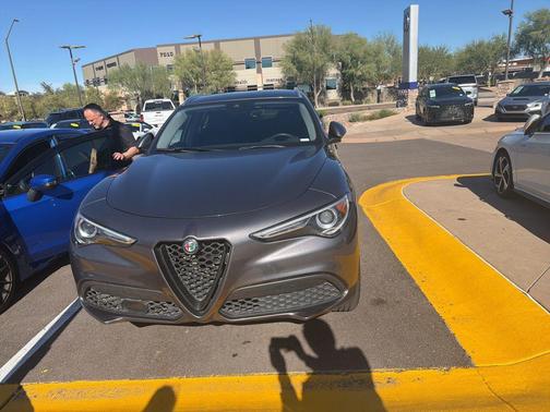 2020 Alfa Romeo Stelvio Base