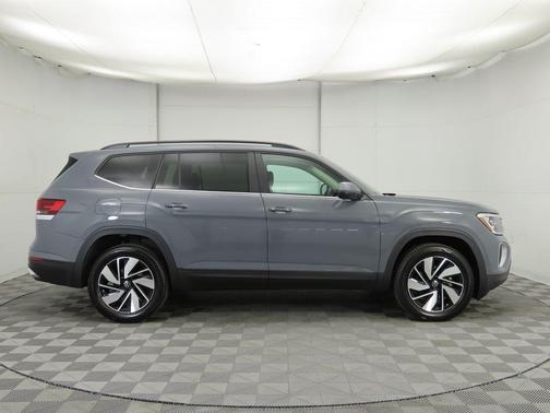 2026 Volkswagen Atlas 2.0T SE w/Technology 4MOTION