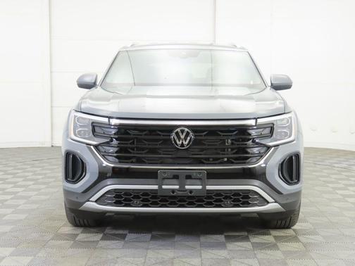 2024 Volkswagen Atlas Cross Sport 2.0T SE w/Technology 4MOTION