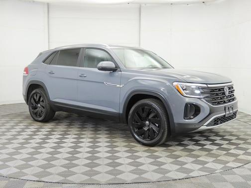 2024 Volkswagen Atlas Cross Sport 2.0T SE w/Technology 4MOTION