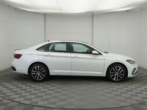 2026 Volkswagen Jetta 1.4T SE