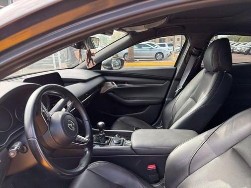2021 Mazda Mazda3 FWD w/Premium Package