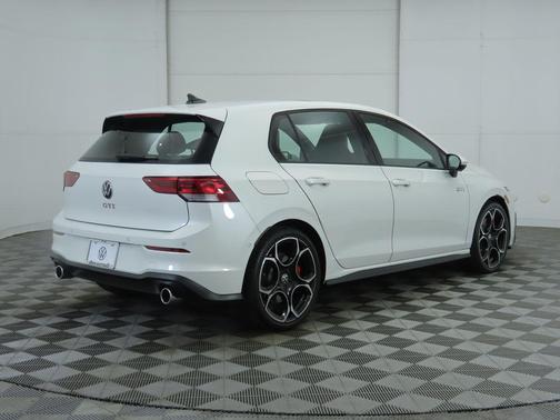 2025 Volkswagen Golf GTI 2.0T S DSG