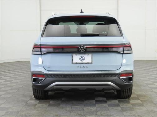 2026 Volkswagen Taos SE