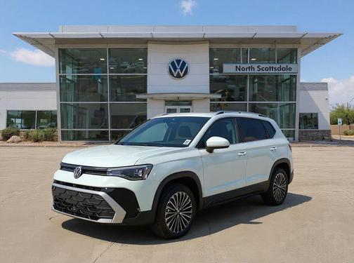 2026 Volkswagen Taos SE