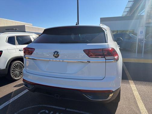 2021 Volkswagen Atlas Cross Sport 3.6L V6 SE w/Technology