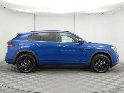 2025 Volkswagen Atlas Cross Sport 2.0T SEL
