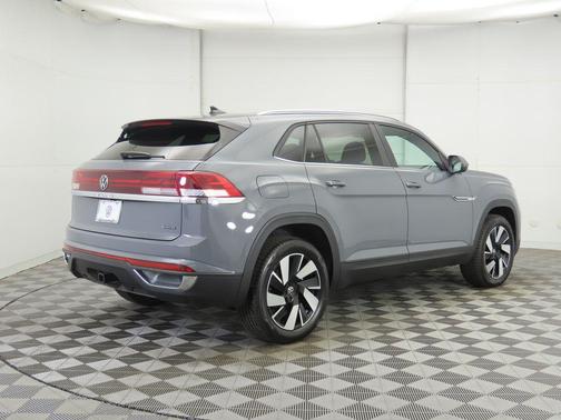 2026 Volkswagen Atlas Cross Sport 2.0T SE w/Technology 4MOTION