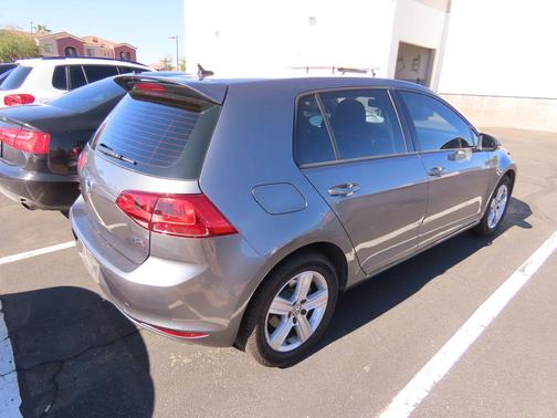 2017 Volkswagen Golf TSI Wolfsburg Edition 4-Door
