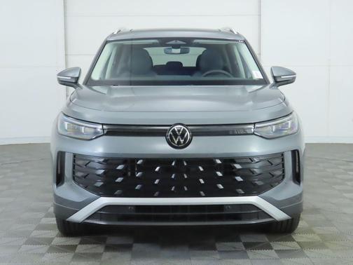 2025 Volkswagen Tiguan 2.0T SE 4MOTION
