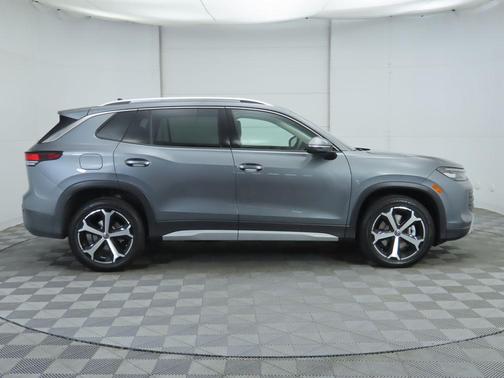 2025 Volkswagen Tiguan 2.0T SE 4MOTION