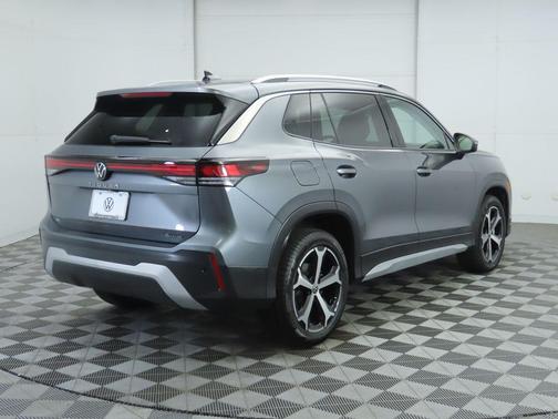 2025 Volkswagen Tiguan 2.0T SE 4MOTION