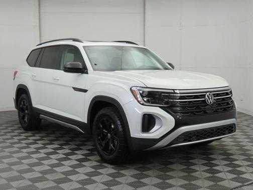 2026 Volkswagen Atlas 2.0T Peak Edition