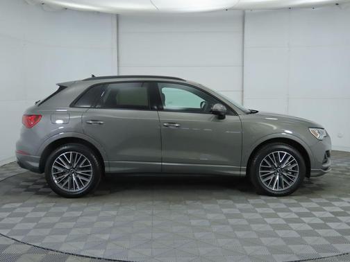 2023 Audi Q3 Premium 40 TFSI quattro Tiptronic