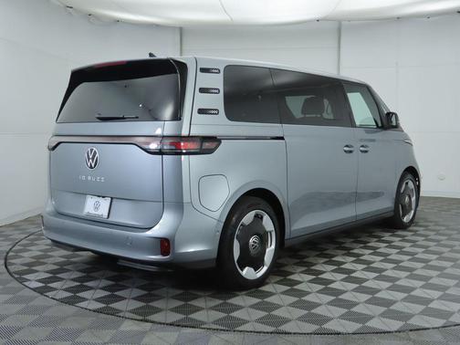 2025 Volkswagen ID. Buzz Pro S