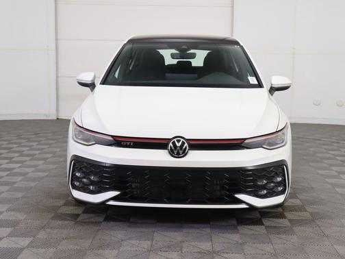 2025 Volkswagen Golf GTI 2.0T SE DSG