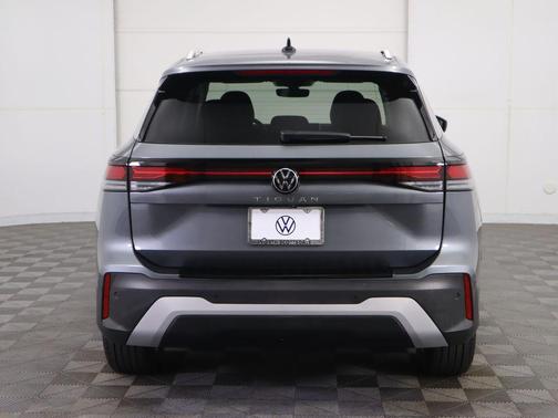 2025 Volkswagen Tiguan 2.0T S