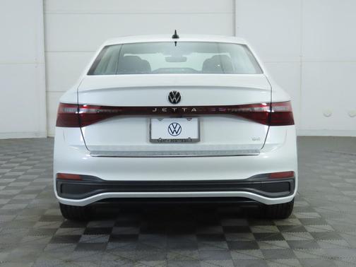2026 Volkswagen Jetta 1.4T SE