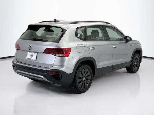 Pyrite Silver Metallic 2024 Volkswagen Taos 1.5T S
