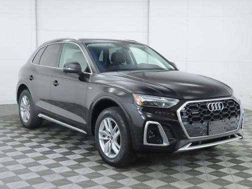 2022 Audi Q5 45 S line Premium