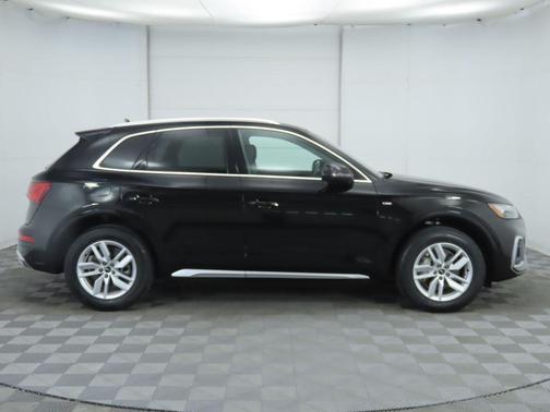 2022 Audi Q5 45 S line Premium