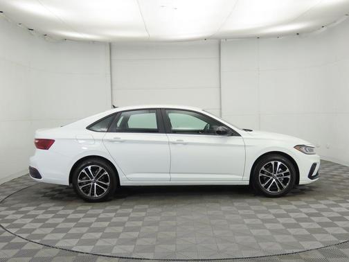 2025 Volkswagen Jetta 1.5T Sport