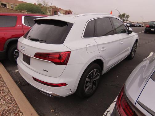 2023 Audi Q5 45 S line Premium Plus