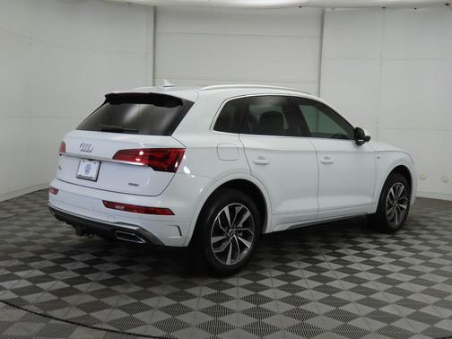 2023 Audi Q5 45 S line Premium Plus