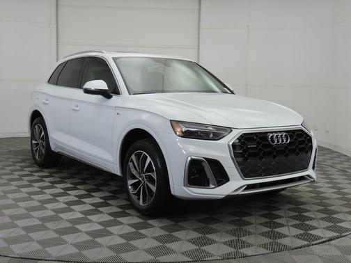2023 Audi Q5 45 S line Premium Plus