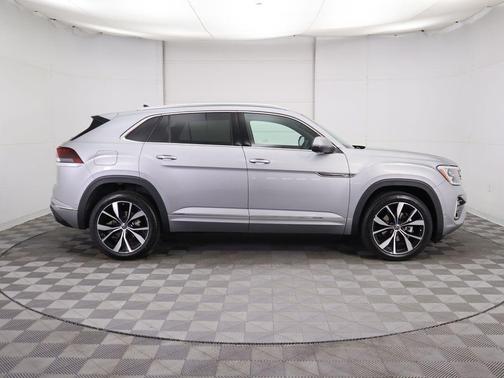 2026 Volkswagen Atlas Cross Sport 2.0T SEL Premium