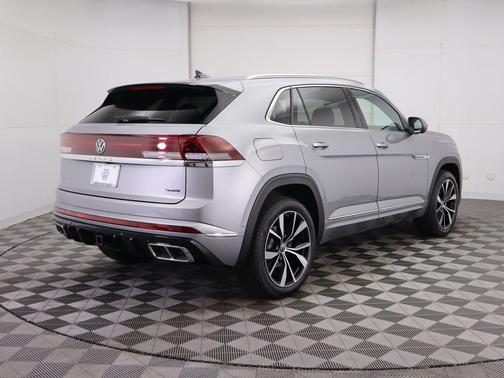 2026 Volkswagen Atlas Cross Sport 2.0T SEL Premium