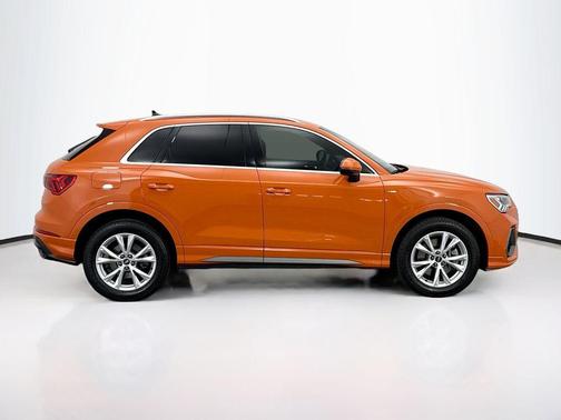 2022 Audi Q3 45 S line Premium Plus