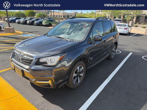 Dark Gray Metallic 2017 Subaru Forester 2.5i Limited