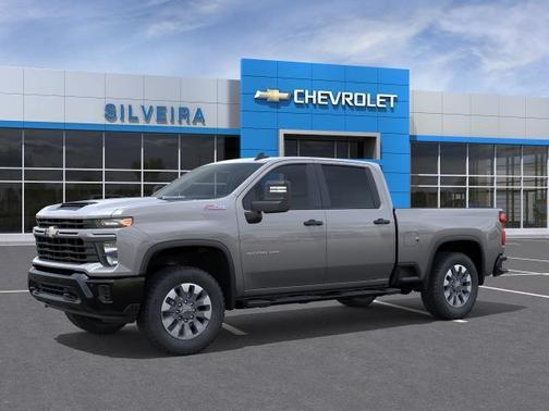 Sterling Gray Metallic 2026 Chevrolet Silverado 2500 Custom