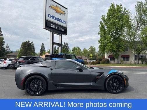 Watkins Glen Gray Metallic 2017 Chevrolet Corvette Grand Sport