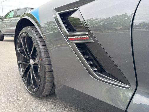 Watkins Glen Gray Metallic 2017 Chevrolet Corvette Grand Sport