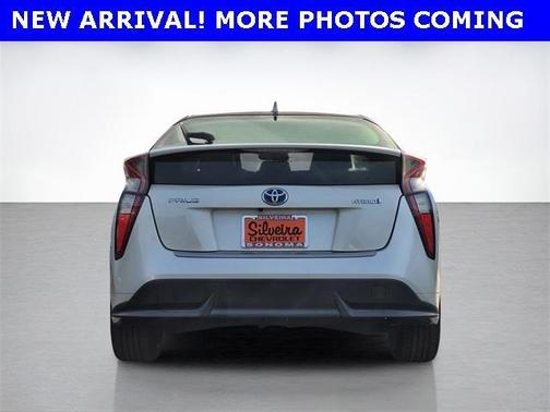 2016 Toyota Prius Three Touring