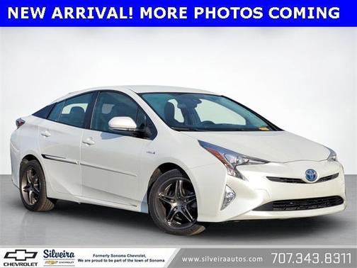 2016 Toyota Prius Three Touring