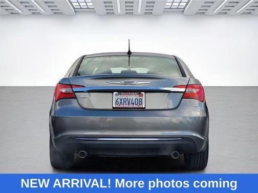 2013 Chrysler 200 Limited