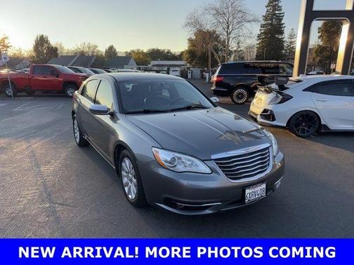 2013 Chrysler 200 Limited