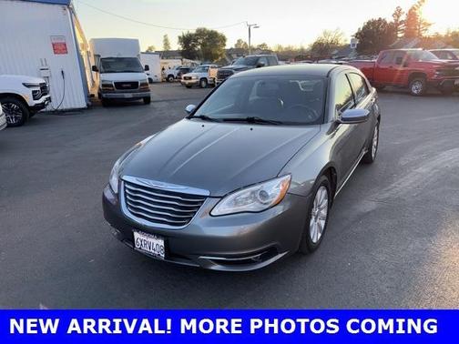 2013 Chrysler 200 Limited