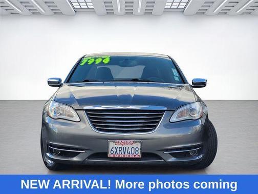2013 Chrysler 200 Limited