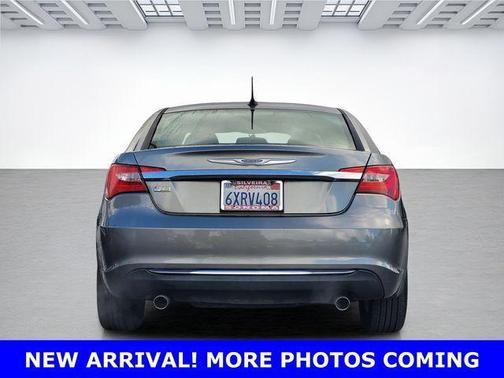 2013 Chrysler 200 Limited