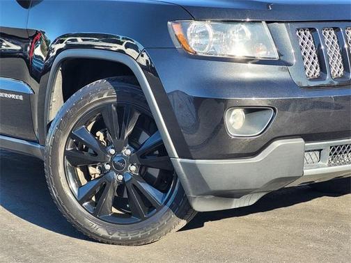 2012 Jeep Grand Cherokee Laredo
