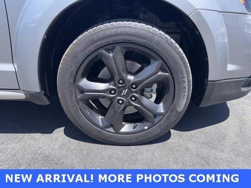 2020 Dodge Journey Crossroad