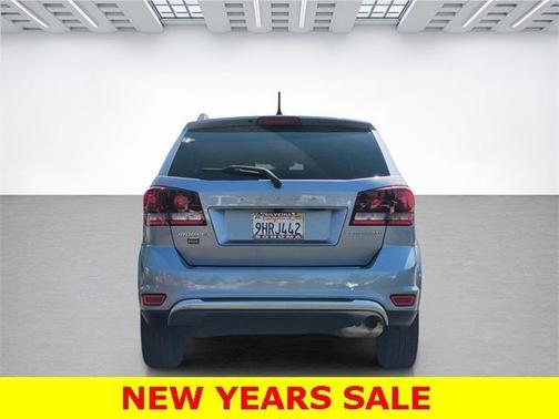 2020 Dodge Journey Crossroad